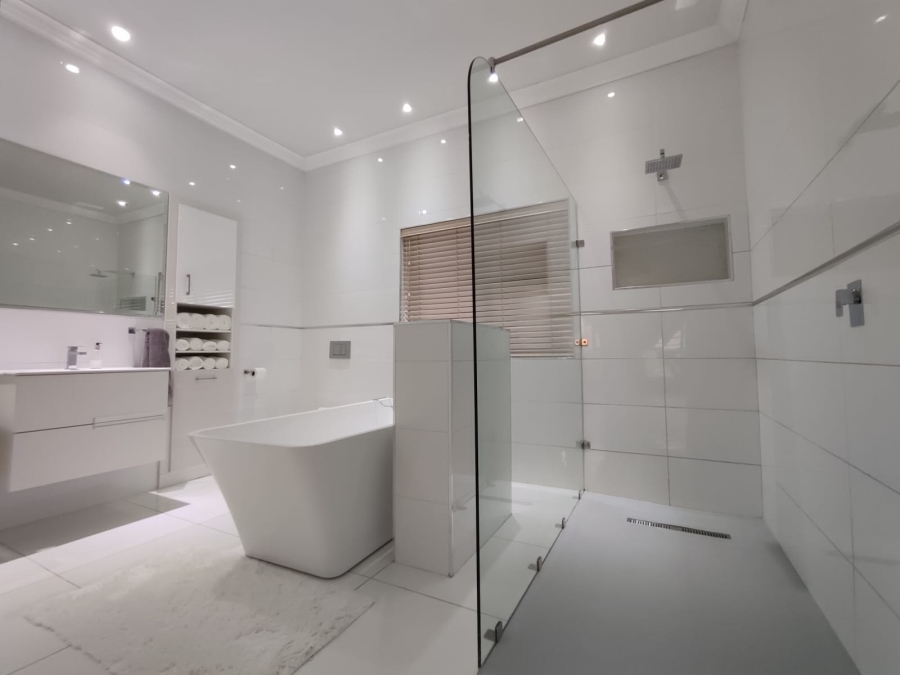 2 Bedroom Property for Sale in Flamwood North West